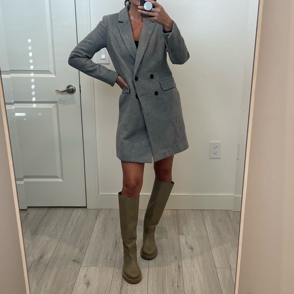 Zara Jackets & Blazers - Zara Double Breasted Lined Coat